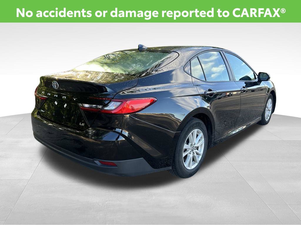 Used 2025 Toyota Camry LE FWD image 5