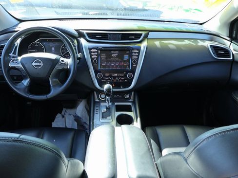 Used 2023 Nissan Murano SV image 6