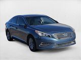 Used 2015 Hyundai Sonata SE image 3