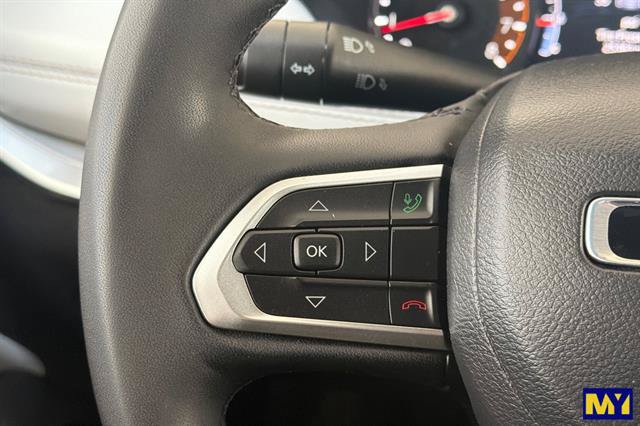 Used 2025 Jeep Compass Limited AWD/4WD image 28
