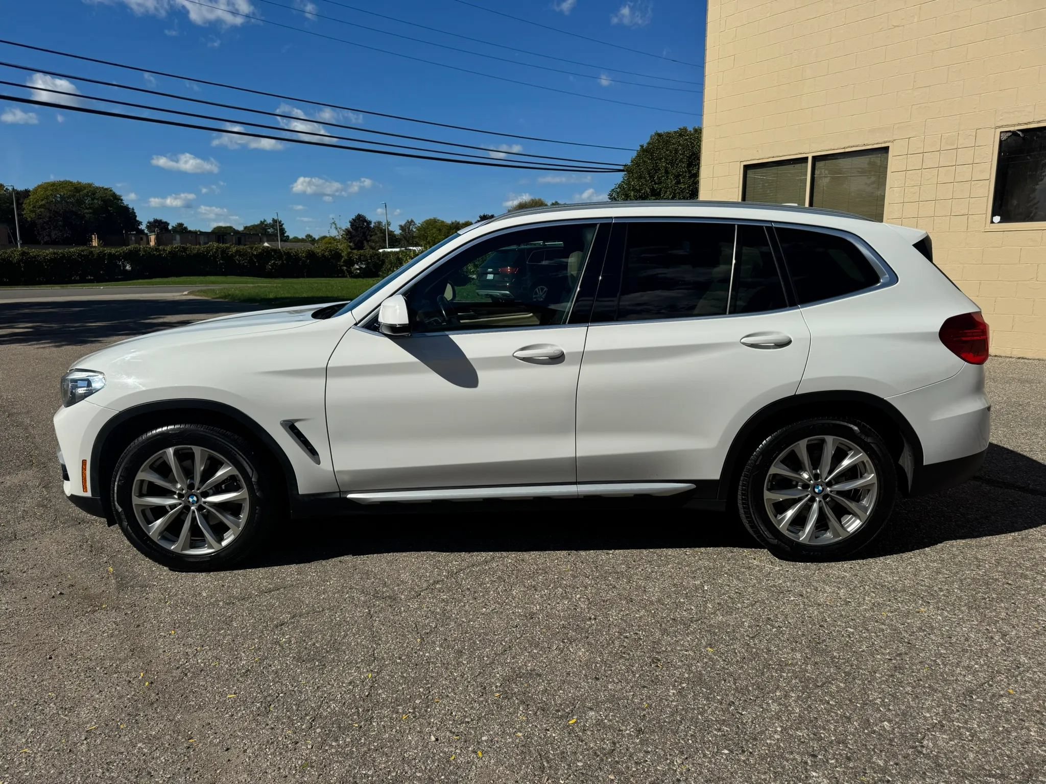 Used 2019 BMW X3 xDrive30i AWD/4WD image 5