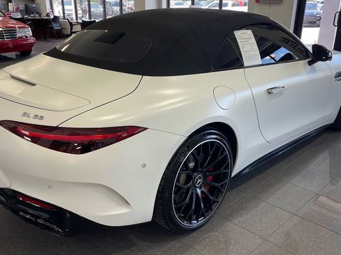 Used 2022 Mercedes-Benz SL 55 AMG 4MATIC image 46
