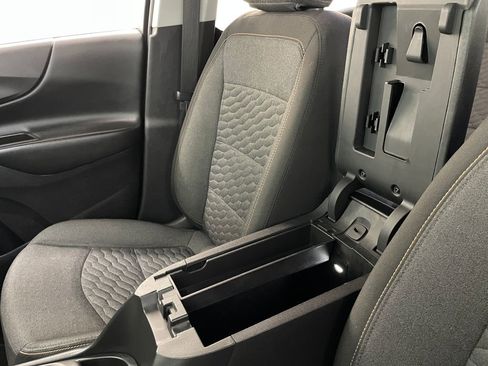Certified 2021 Chevrolet Equinox LT FWD image 30