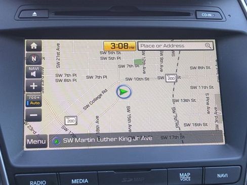 Used 2017 Hyundai Santa Fe Sport FWD image 18