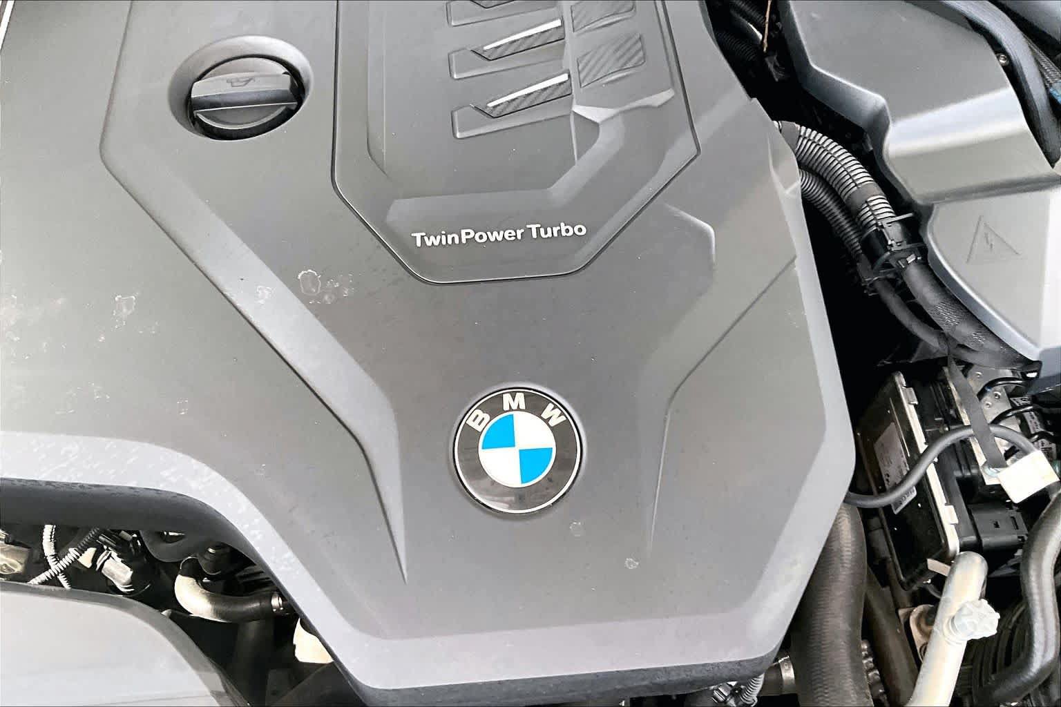 Used 2023 BMW 330i Sedan w/ Driving Assistance Package RWD image 33