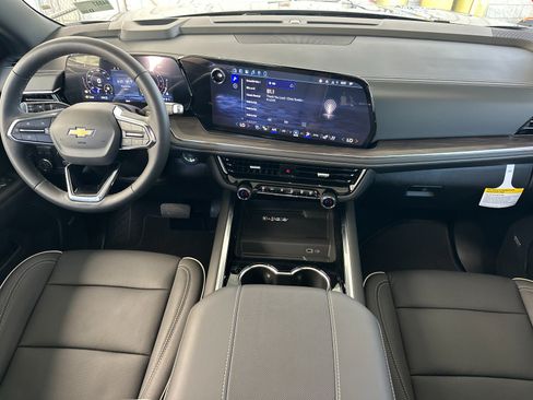 New 2026 Chevrolet Tahoe Premier w/ Sun And Tow Package AWD/4WD image 13
