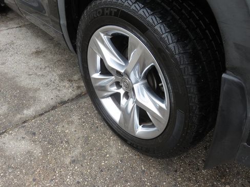 Used 2015 Toyota Highlander Limited Platinum image 37