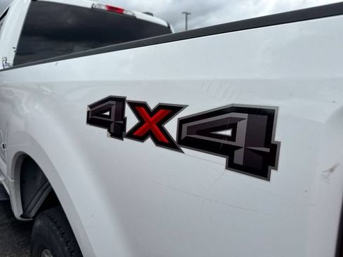 Used 2022 Ford F250 XLT AWD/4WD image 7