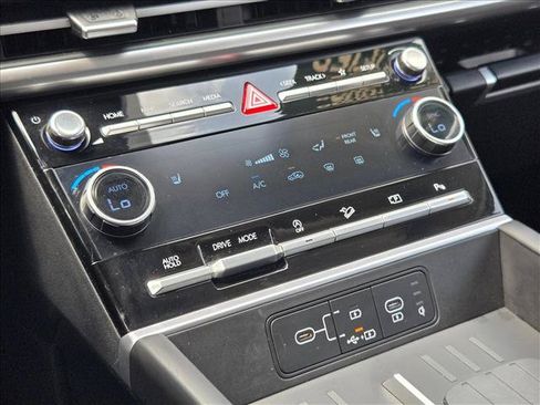 Used 2026 Hyundai Santa Fe SEL FWD image 11