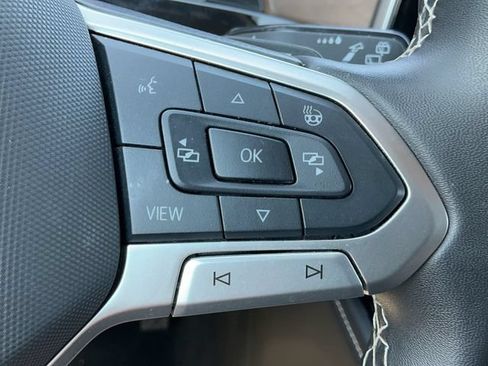 Used 2026 Volkswagen Atlas SE FWD image 26
