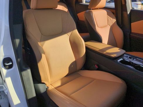 Certified 2023 Lexus RX 350h image 32