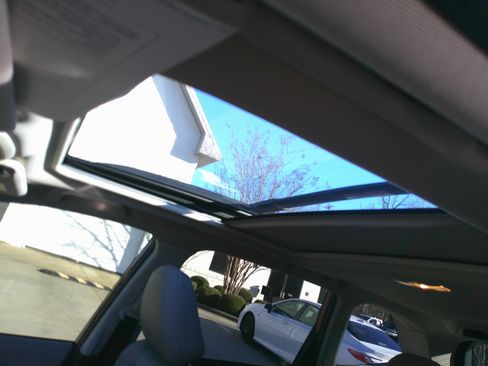 Used 2020 Subaru Forester Limited image 29