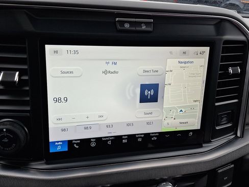 Certified 2025 Ford F450 Platinum w/ FX4 Off-Road Package image 24