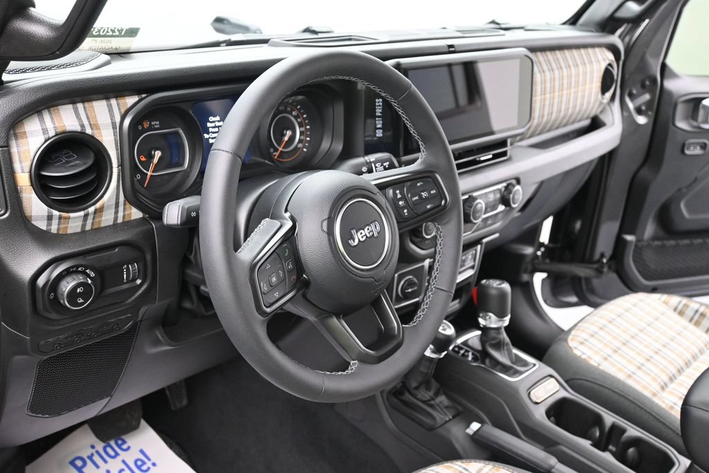 New 2026 Jeep Gladiator Sport AWD/4WD image 15