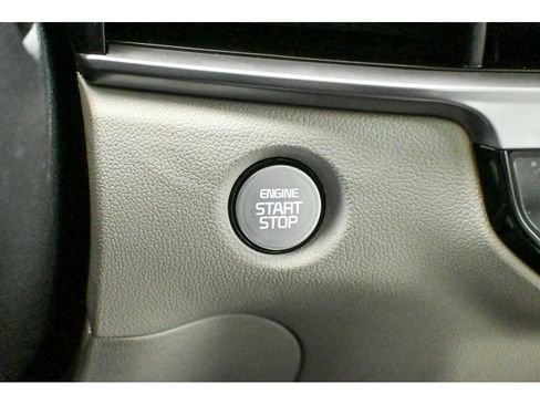 New 2026 Kia Sorento S image 24