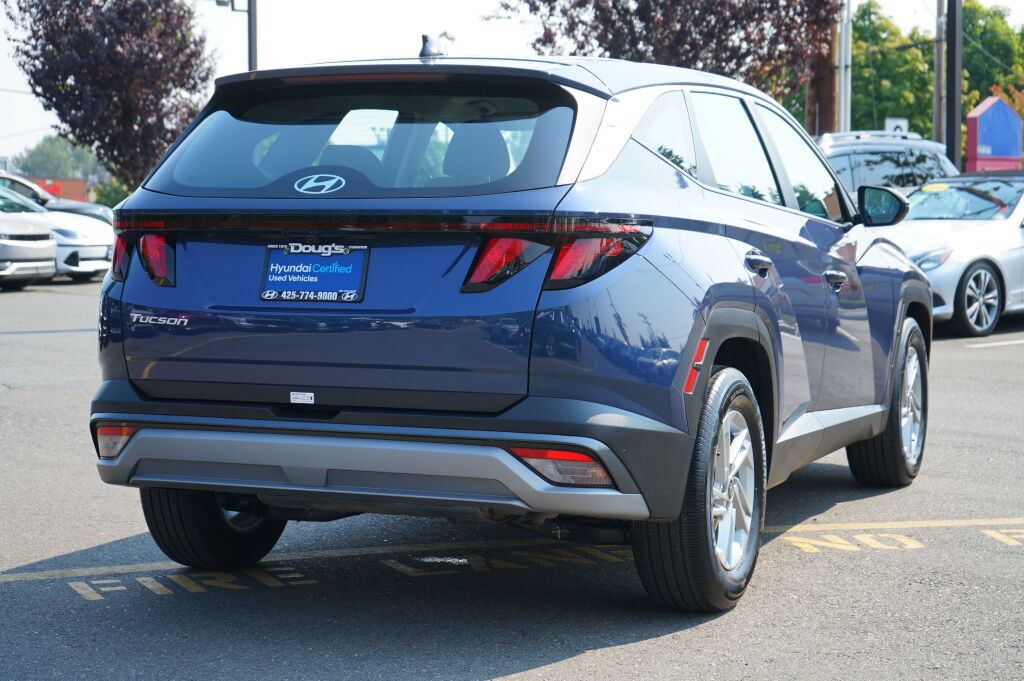 Certified 2025 Hyundai Tucson SE FWD image 6