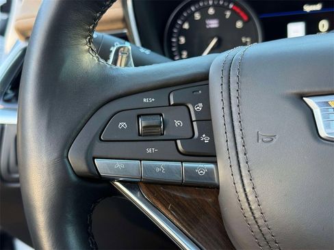 Used 2025 Cadillac XT6 Sport w/ Platinum Package image 34