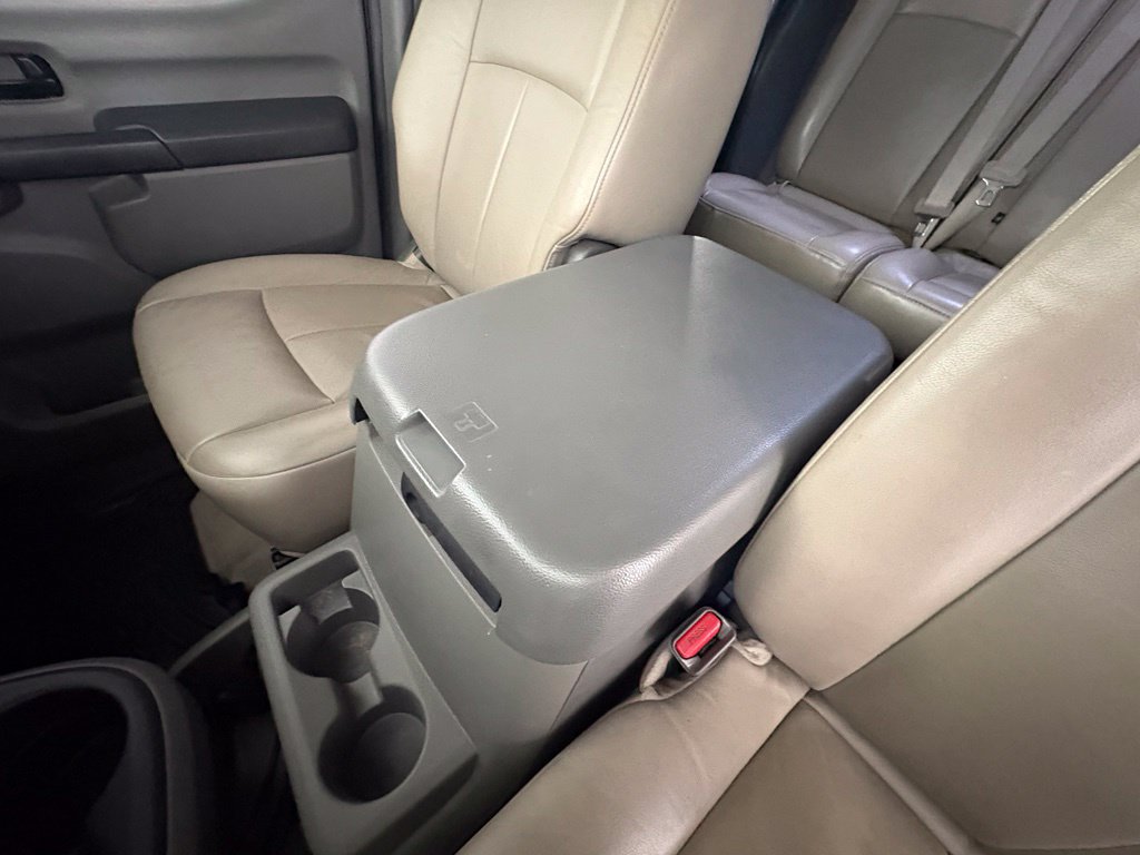 Used 2018 Nissan NV 3500 SL RWD image 34