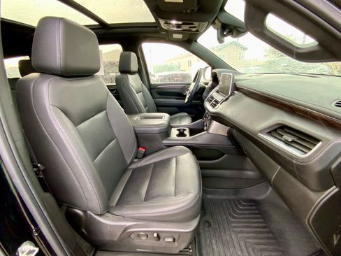 Used 2023 Chevrolet Tahoe Z71 w/ Off-Road Capability Package image 26