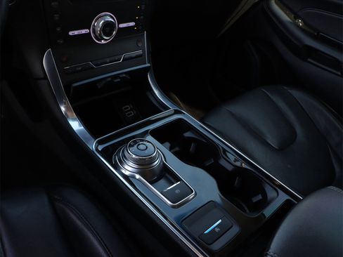 Used 2019 Ford Edge Titanium w/ Cargo Accessory Package image 23