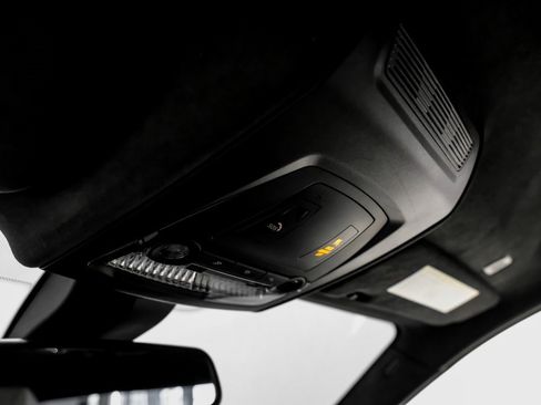 Used 2017 BMW M6 Coupe image 26