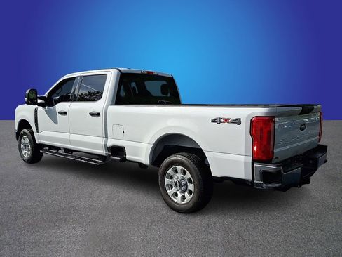 Used 2024 Ford F250 XLT AWD/4WD image 6