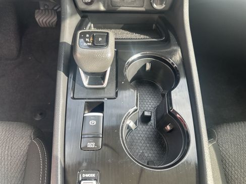 Used 2025 Nissan Rogue SV FWD image 17