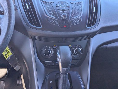 Used 2014 Ford Escape S image 21
