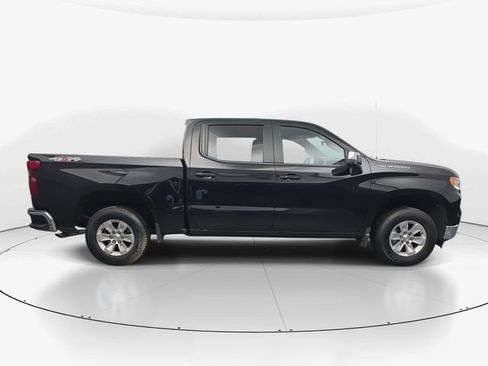 Used 2025 Chevrolet Silverado 1500 LT image 11