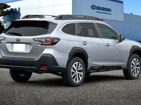 New 2025 Subaru Outback Premium image 4