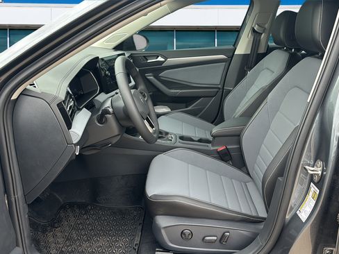 New 2026 Volkswagen Jetta SE FWD image 20