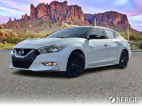 Used 2017 Nissan Maxima SR w/ Midnight Edition image 2