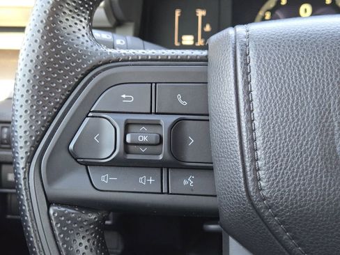 Certified 2025 Toyota Tacoma SR5 image 29