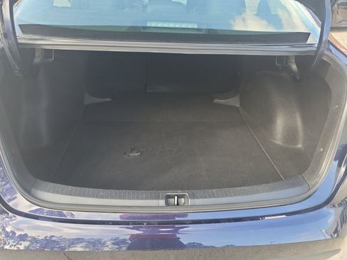 Certified 2024 Toyota Corolla LE image 28