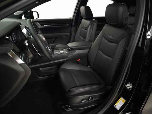 New 2026 Cadillac XT5 Sportv w/ LPO, Floor Liner Package image 13