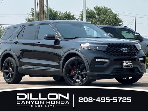 Used 2022 Ford Explorer ST w/ Equipment Group 401A AWD/4WD image 2