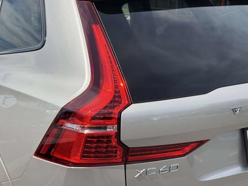 Certified 2025 Volvo XC60 B5 Plus w/ Protection Package Premier AWD/4WD image 8