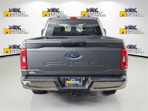 Used 2023 Ford F150 XLT w/ Trailer Tow Package image 6