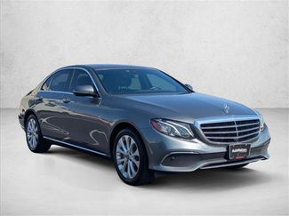 Used 2019 Mercedes-Benz E 300 video 3