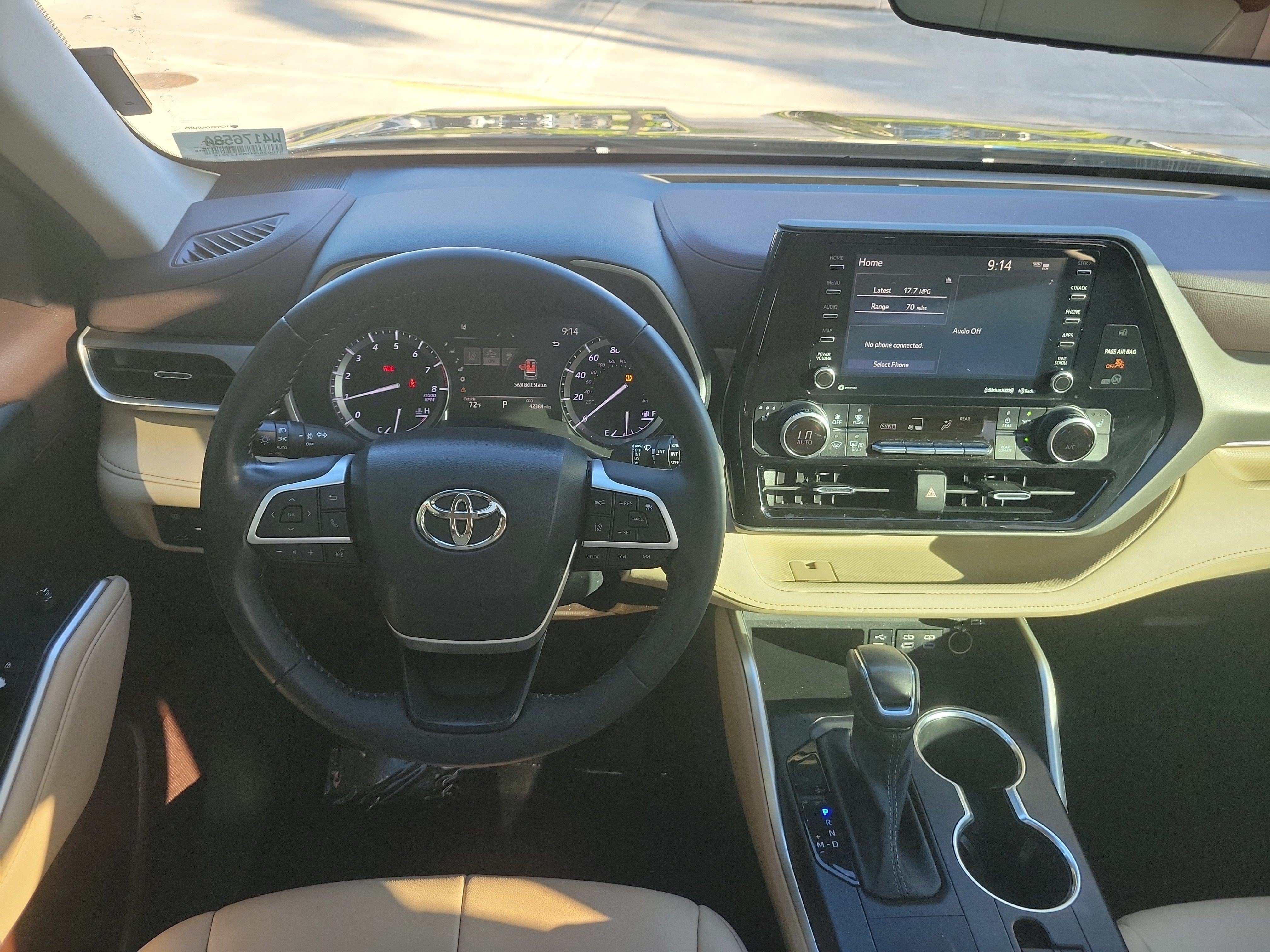 Used 2022 Toyota Highlander XLE FWD image 20