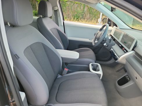 Used 2024 Hyundai Ioniq 5 SEL RWD image 22