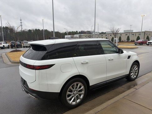 Used 2024 Land Rover Range Rover Sport SE image 15