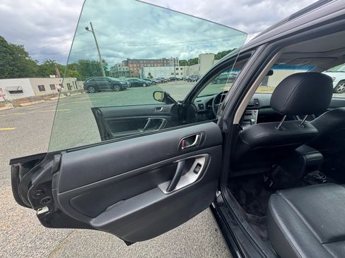 Used 2005 Subaru Legacy 2.5i Limited AWD/4WD image 13