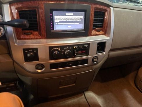 Used 2006 Dodge Ram 3500 Truck Laramie AWD/4WD image 24