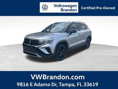 Used 2023 Volkswagen Taos SE w/ Black Wheel Package