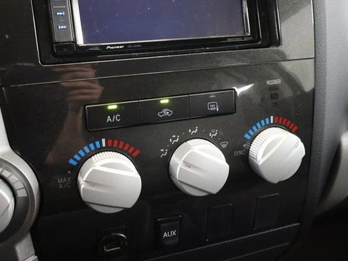 Used 2011 Toyota Tundra 2WD Double Cab w/ Tow Pkg image 18