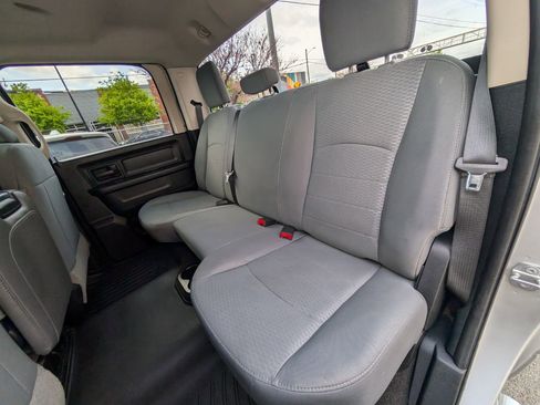 Used 2016 RAM 1500 Express image 16