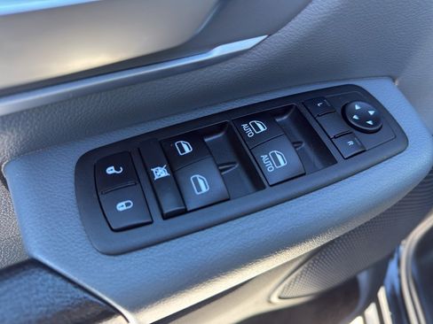 Used 2023 RAM 1500 Big Horn image 12