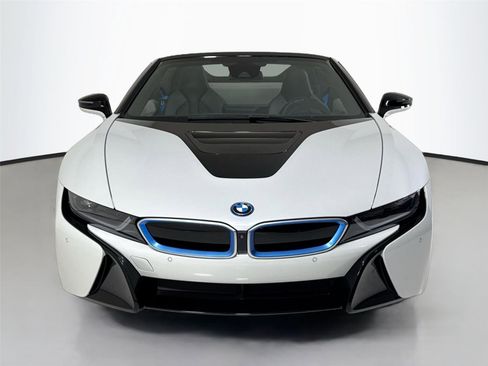 Used 2019 BMW i8 Roadster AWD/4WD image 11