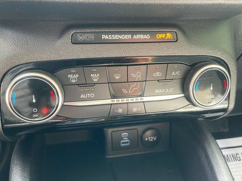 Used 2022 Ford Escape SE w/ Convenience Package AWD/4WD image 25